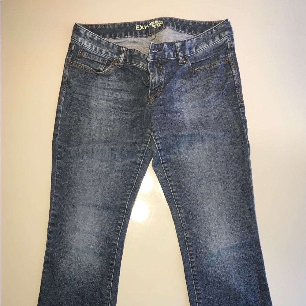 Zelda barely boot jeans